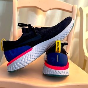 Midnight blue NIKE epic react Mens size 9.5
